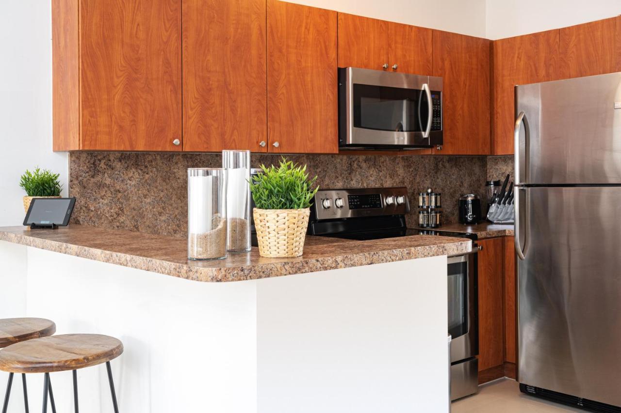Miami Beach Apartments Exterior photo