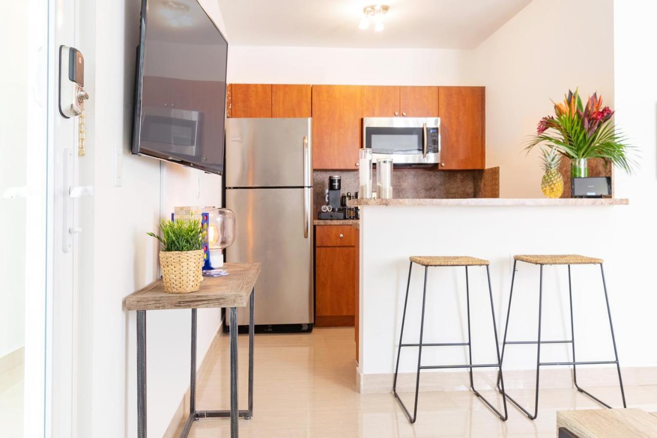 Miami Beach Apartments Exterior photo
