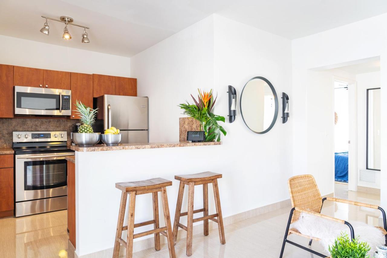 Miami Beach Apartments Exterior photo